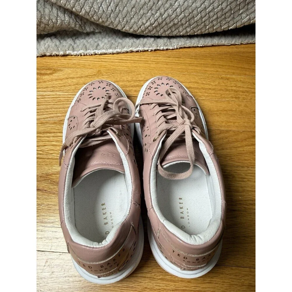 Ted Baker Women's Cwisp Laser Cut Platform Leather Sneakers Dusky Pink Sz 5.5 - Picture 8 of 16